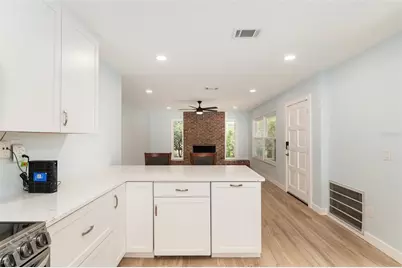 1028 NE 5th Street, Gainesville, FL 32601 - Photo 13