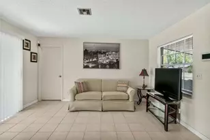 1709 NE 28th Pl, Ocala, FL 34470 - Photo 3