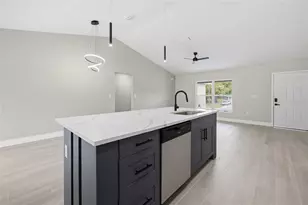 3086 W Hampshire Blvd, Citrus Springs, FL 34433 - Photo 13