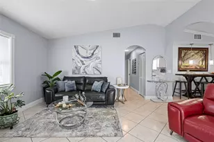16101 SW 301st St, Homestead, FL 33033 - Photo 9