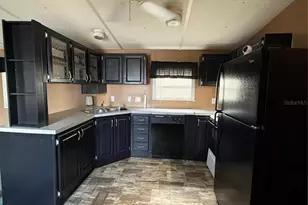 806 New Hampshire Ave, Wildwood, FL 34785 - Photo 17