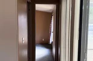 806 New Hampshire Ave, Wildwood, FL 34785 - Photo 9