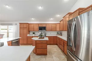 3481 Leelanau Ct, The Villages, FL 32163 - Photo 9