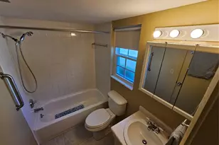 1100 E Caroline St, Tavares, FL 32778 - Photo 13