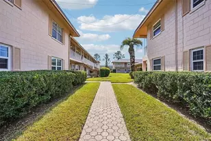 1100 E Caroline St, Tavares, FL 32778 - Photo 29