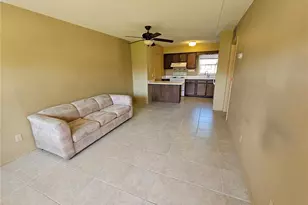 1100 E Caroline St, Tavares, FL 32778 - Photo 3