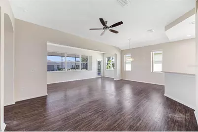 1149 Emerald Dunes Drive, Sun City Center, FL 33573 - Photo 15