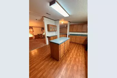 7561 SE 120th Court, Morriston, FL 32668 - Photo 9