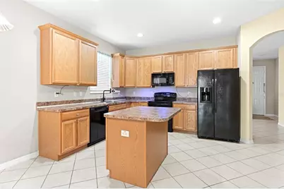 699 Winthrop Drive, Spring Hill, FL 34609 - Photo 15