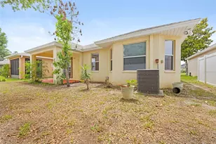 699 Winthrop Dr, Spring Hill, FL 34609 - Photo 45