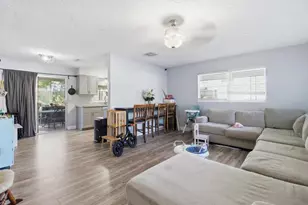 56 S Columbus St, Beverly Hills, FL 34465 - Photo 5