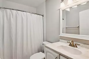 2304 Glenmore Cir, Sun City Center, FL 33573 - Photo 15