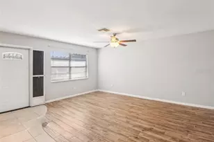 2304 Glenmore Cir, Sun City Center, FL 33573 - Photo 25