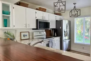 12595 SE Sunset Harbor Rd, Weirsdale, FL 32195 - Photo 17