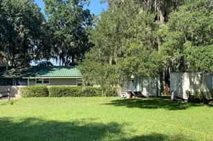 13960 252nd Terrace Road NE, Fort Mc Coy, FL 32134 - Photo 11