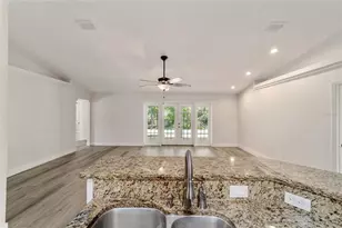 4020 NE 14th Ct, Ocala, FL 34479 - Photo 3