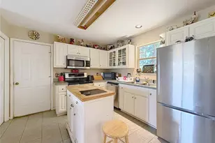 20540 SW 5th Pl, Dunnellon, FL 34431 - Photo 15
