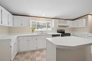 9101 SW 33rd Ct, Ocala, FL 34476 - Photo 9