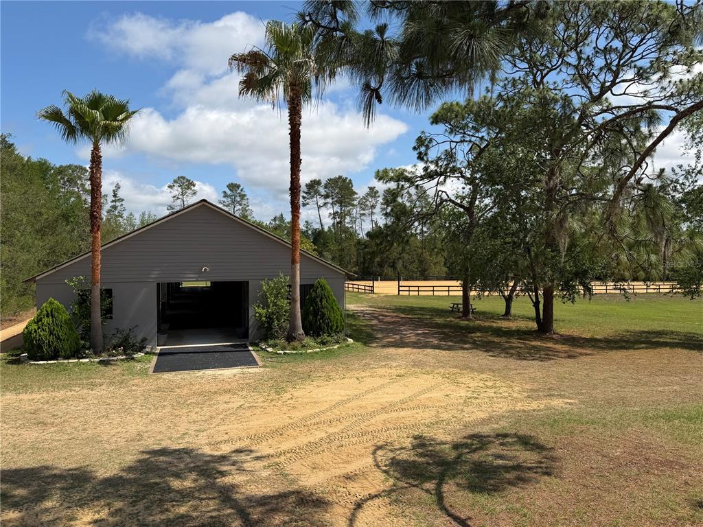 4251 NE 136th Ave - 4251 NE 136th Ave, Williston, FL 32696 Luxury Property | Jose Angel Pina