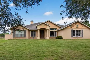 1098 NW 165th Ct Rd, Dunnellon, FL 34432 - Photo 1