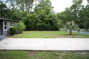 1015 SE 10th Terrace, Gainesville, FL 32601 - Photo 3