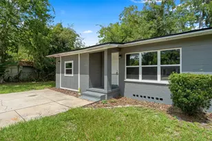 1015 SE 10th Terrace, Gainesville, FL 32601 - Photo 3
