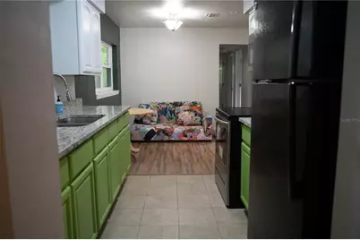 1015 SE 10th Terrace, Gainesville, FL 32601 - Photo 11