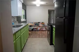 1015 SE 10th Terrace, Gainesville, FL 32601 - Photo 11