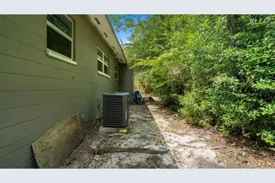 1015 SE 10th Terrace, Gainesville, FL 32601 - Photo 5