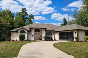 27 Grass St, Homosassa, FL 34446 - Photo 1