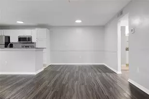214 Lake Parsons Green, Brandon, FL 33511 - Photo 13