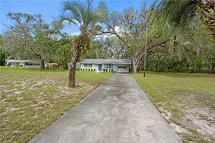 1136 SW Shorewood Dr, Dunnellon, FL 34431 - Photo 5