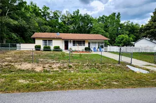 19729 SW Lark Dr, Dunnellon, FL 34431 - Photo 1