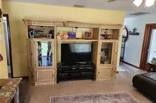 19729 SW Lark Dr, Dunnellon, FL 34431 - Photo 5