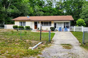 19729 SW Lark Dr, Dunnellon, FL 34431 - Photo 3