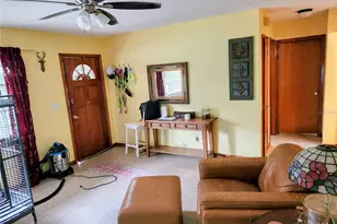 19729 SW Lark Dr, Dunnellon, FL 34431 - Photo 5