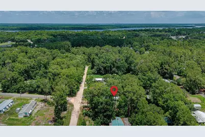 118 Waterway Drive, Satsuma, FL 32189 - Photo 5