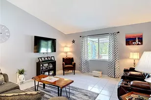 11382 Pickford St, Spring Hill, FL 34609 - Photo 9