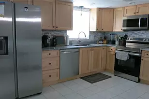 11382 Pickford St, Spring Hill, FL 34609 - Photo 3