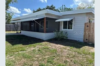 5165 104th Way N, Saint Petersburg, FL 33708 - Photo 1