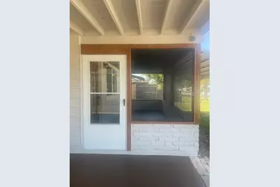 5165 104th Way N, Saint Petersburg, FL 33708 - Photo 5