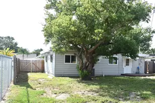 5165 104th Way N, Saint Petersburg, FL 33708 - Photo 5