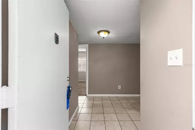 608 Fairways Circle #B, Ocala, FL 34472 - Photo 5