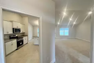 7 Bahia Pass Ln, Ocala, FL 34472 - Photo 5