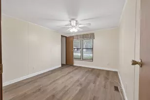 11118 SE 66th Terrace, Belleview, FL 34420 - Photo 17