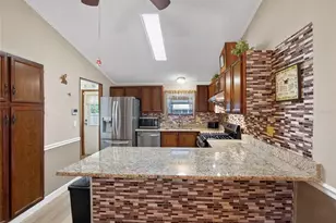 11118 SE 66th Terrace, Belleview, FL 34420 - Photo 9