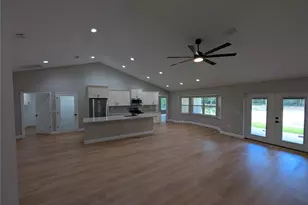 12397 SW 76th Ln, Dunnellon, FL 34432 - Photo 11