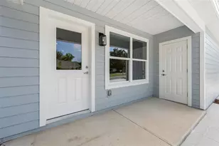 819 NE 10th St, Ocala, FL 34470 - Photo 3