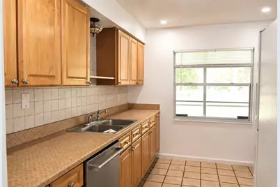 134 Beechwood Lane, Palm Coast, FL 32137 - Photo 3