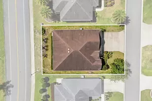 3087 Blackstock Wy, The Villages, FL 32163 - Photo 3
